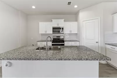 9749 Serviceberry Lane, Fort Worth, TX 76036 - Photo 17