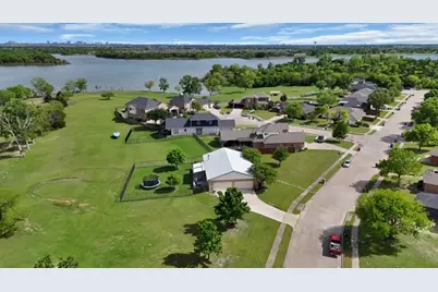 348 Hardwicke Lane, Little Elm, TX 75068 - Photo 5