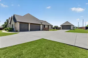 2000 Adams Ln S, Azle, TX 76020 - Photo 31