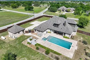 2000 Adams Ln S, Azle, TX 76020 - Photo 11