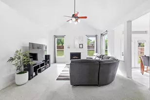 1817 Lake Forest Blvd, Flower Mound, TX 75028 - Photo 11