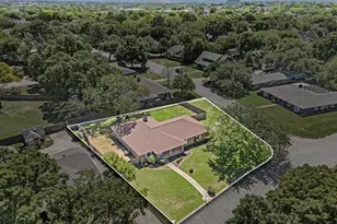 2 Lincolnshire Cir, Bedford, TX 76021 - Photo 25