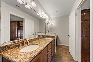 2 Lincolnshire Cir, Bedford, TX 76021 - Photo 17