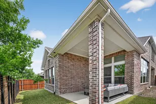 624 Treaty Oak Dr, Lewisville, TX 75056 - Photo 25