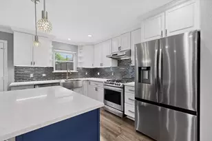 5102 Denton Dr, Dallas, TX 75235 - Photo 9