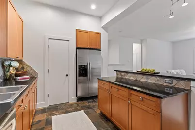 4830 Cedar Springs Road #32, Dallas, TX 75219 - Photo 15