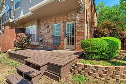 4160 Towne Green Circle, Addison, TX 75001 - Photo 21
