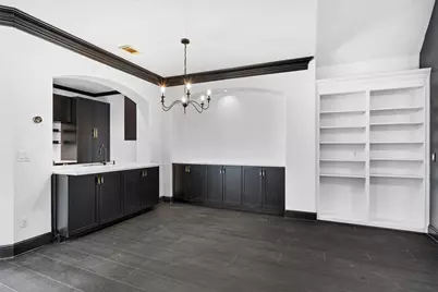 4160 Towne Green Circle, Addison, TX 75001 - Photo 5