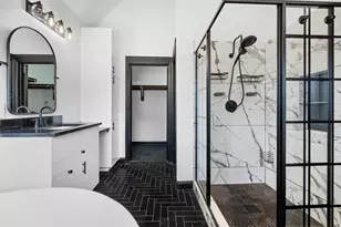 4160 Towne Green Cir, Addison, TX 75001 - Photo 13