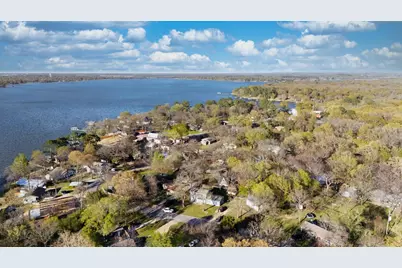 303 Whispering Oaks Trail, Payne Springs, TX 75156 - Photo 17