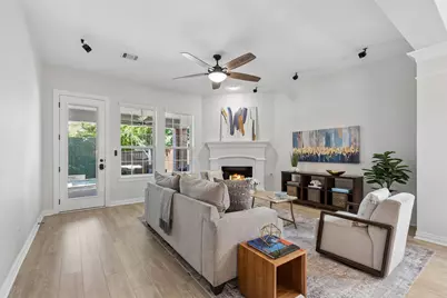 10813 Dixon Branch Drive, Dallas, TX 75218 - Photo 5