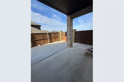 633 Somerset Drive, Lewisville, TX 75056 - Photo 17