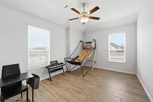 196 Lady Bird Dr, Waxahachie, TX 75165 - Photo 5