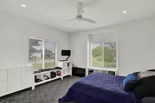107 N Merrill Ave, Duncanville, TX 75116 - Photo 9