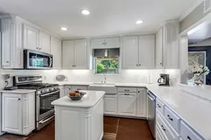 1911 Lakeside Dr, Arlington, TX 76013 - Photo 15