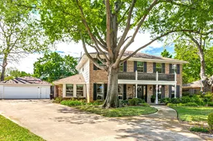 1911 Lakeside Dr, Arlington, TX 76013 - Photo 3