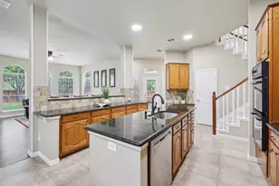 621 Tealwood Ln, Flower Mound, TX 75028 - Photo 11