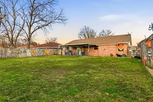 1634 Camara Ct, Grand Prairie, TX 75051 - Photo 25