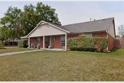 2009 Santa Anna Drive, Garland, TX 75042 - Photo 3