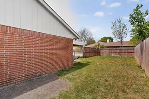 2009 Santa Anna Dr, Garland, TX 75042 - Photo 21