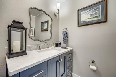 810 Kiowa Drive E, Lake Kiowa, TX 76240 - Photo 17