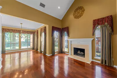 917 Hills Creek Drive, McKinney, TX 75072 - Photo 13