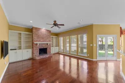 917 Hills Creek Drive, McKinney, TX 75072 - Photo 9