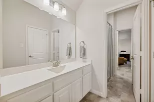 2841 Edinburgh, Carrollton, TX 75006 - Photo 29