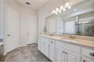 2841 Edinburgh, Carrollton, TX 75006 - Photo 17