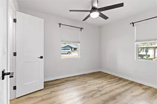 635 Margaret St, Blossom, TX 75416 - Photo 11