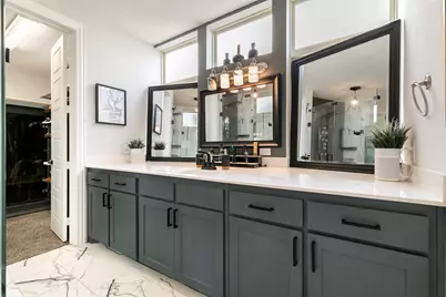 4901 Meadow Creek Drive, McKinney, TX 75070 - Photo 15