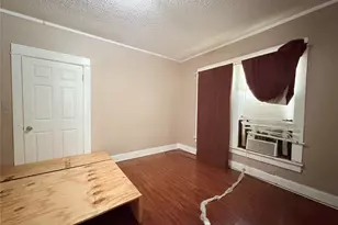 900 W Central Ave, Fort Worth, TX 76164 - Photo 13