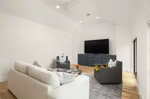 5019 Lark Ln, Dallas, TX 75209 - Photo 23