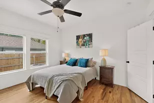 835 S Edgefield Ave, Dallas, TX 75208 - Photo 29