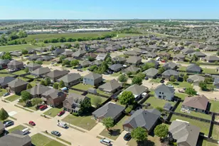 215 Stable Dr, Waxahachie, TX 75165 - Photo 29