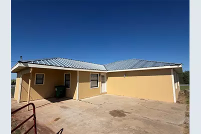 1346 Polk Rd, Bowie, TX 76360 - Photo 3