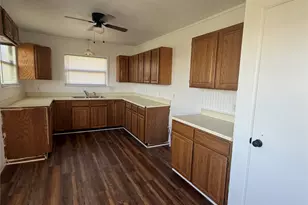 1346 Polk Rd, Bowie, TX 76230 - Photo 11