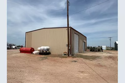 1346 Polk Rd, Bowie, TX 76360 - Photo 29