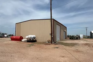 1346 Polk Rd, Bowie, TX 76230 - Photo 29