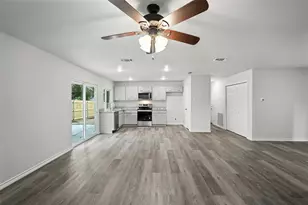 4613 Tarry Dr, Garland, TX 75043 - Photo 13