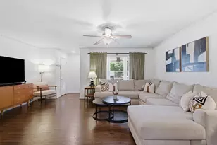 3241 Lockmoor Ln, Dallas, TX 75220 - Photo 11