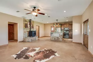 473 Clountz Ln, Pottsboro, TX 75076 - Photo 5