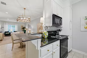 1809 S 11th St, Waco, TX 76706 - Photo 13