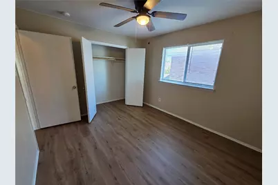 2326 Kingsway Drive, Arlington, TX 76012 - Photo 15