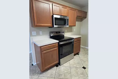2326 Kingsway Drive, Arlington, TX 76012 - Photo 7