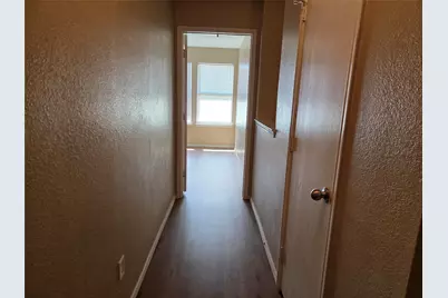 2326 Kingsway Drive, Arlington, TX 76012 - Photo 9