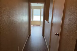 2326 Kingsway Dr, Arlington, TX 76012 - Photo 9