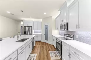 2601 Hutchinson St, Fort Worth, TX 76106 - Photo 11