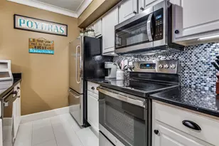 5930 Sandhurst Ln, Dallas, TX 75206 - Photo 5