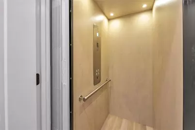 419 W Colorado Boulevard, Dallas, TX 75208 - Photo 23